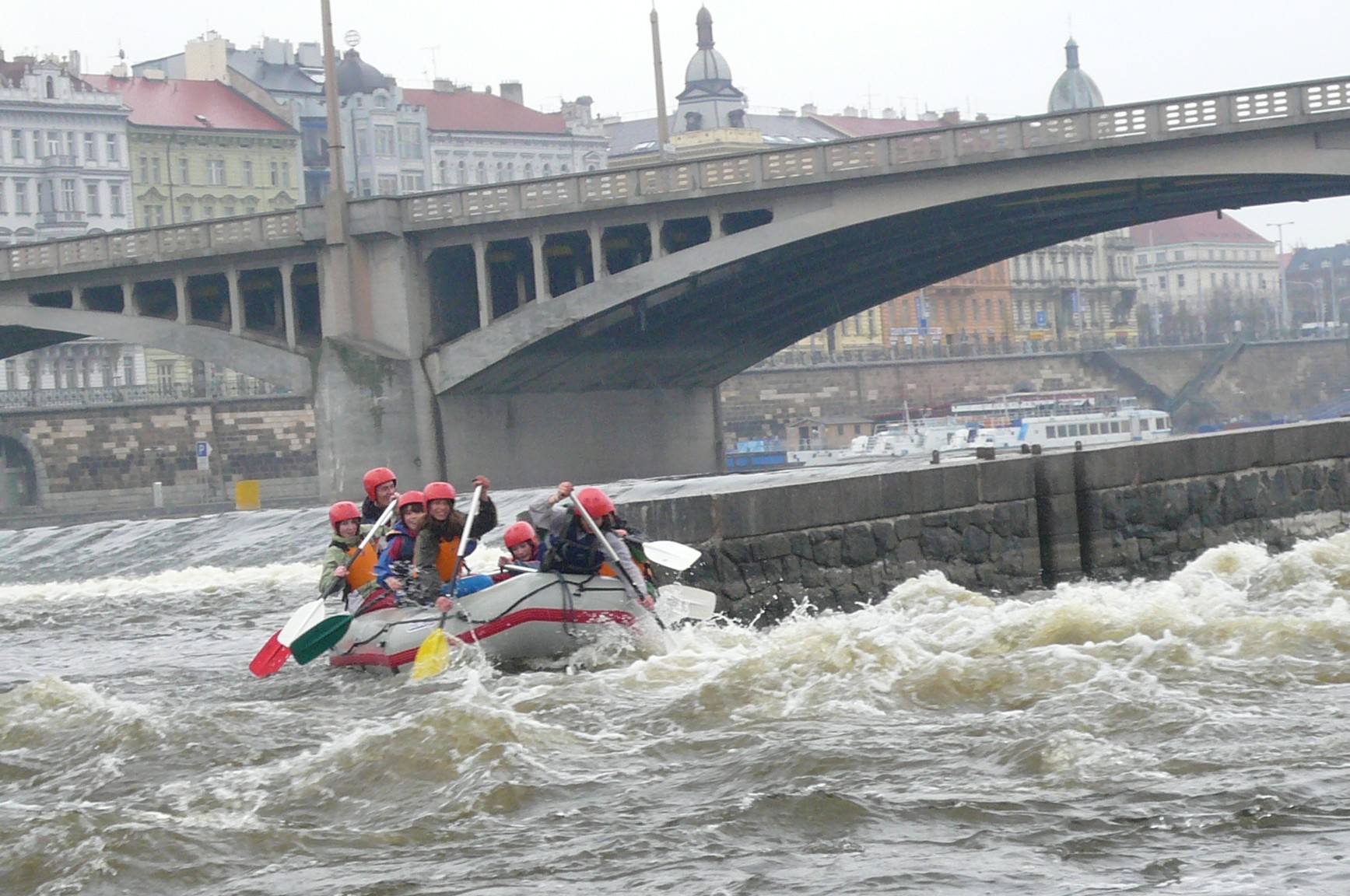 CAL 2008 04 Studna jez za vecera septa 34